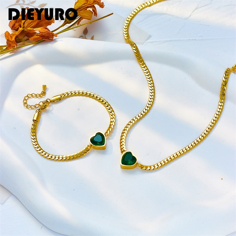 Conjunto de Colar com Pulseiras e Pingentes de Cristal Verde e Cristal Branco